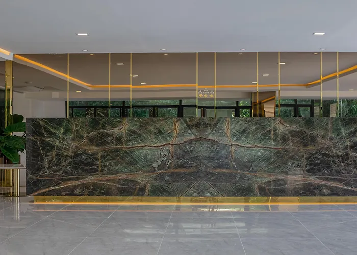 Hotel B2 Huai Khwang Boutique & Budget