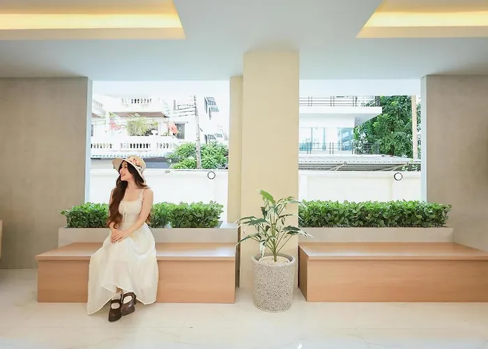 B2 Huai Khwang Boutique & Budget Hotel 3*