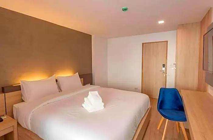 B2 Huai Khwang Boutique & Budget Hotel