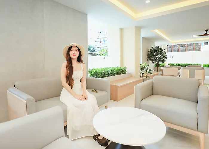 B2 Huai Khwang Grand Boutique Hotel Hotel 3*