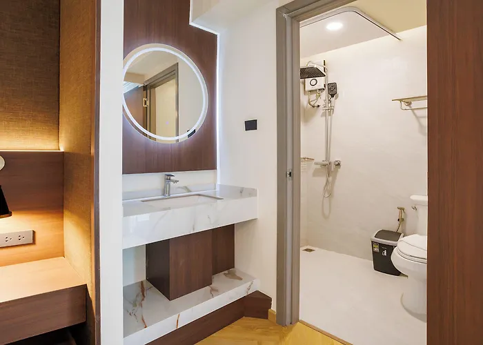 B2 Huai Khwang Grand Boutique Hotel Hotel