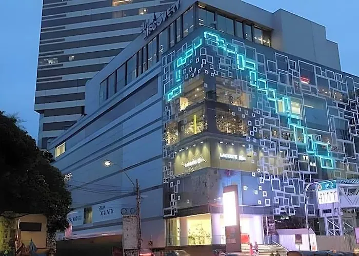 B2 Huai Khwang Grand Boutique Hotel Hotel