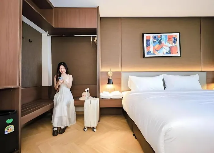 Hotel B2 Huai Khwang Grand Boutique Bangkok
