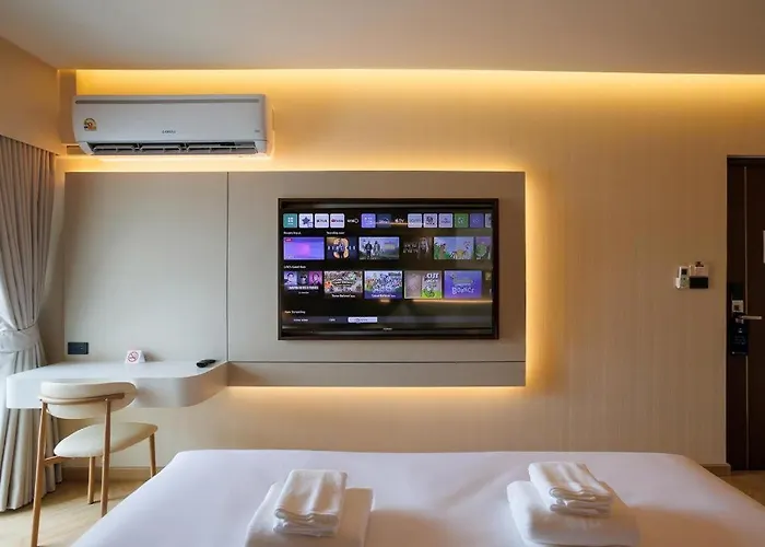 Hotel B2 Huai Khwang Grand Boutique Bangkok
