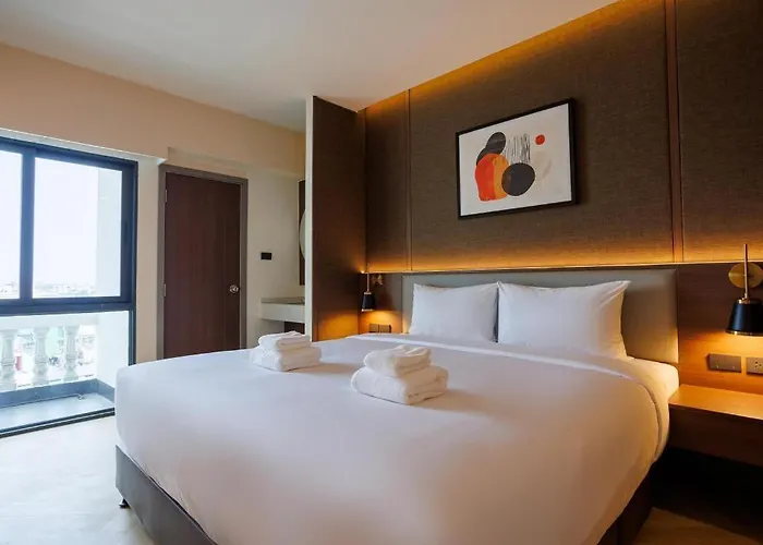 B2 Huai Khwang Grand Boutique Hotel