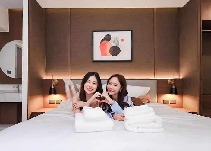 B2 Huai Khwang Grand Boutique Hotel Bangkok