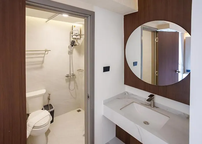 Hotel B2 Huai Khwang Grand Boutique Bangkok
